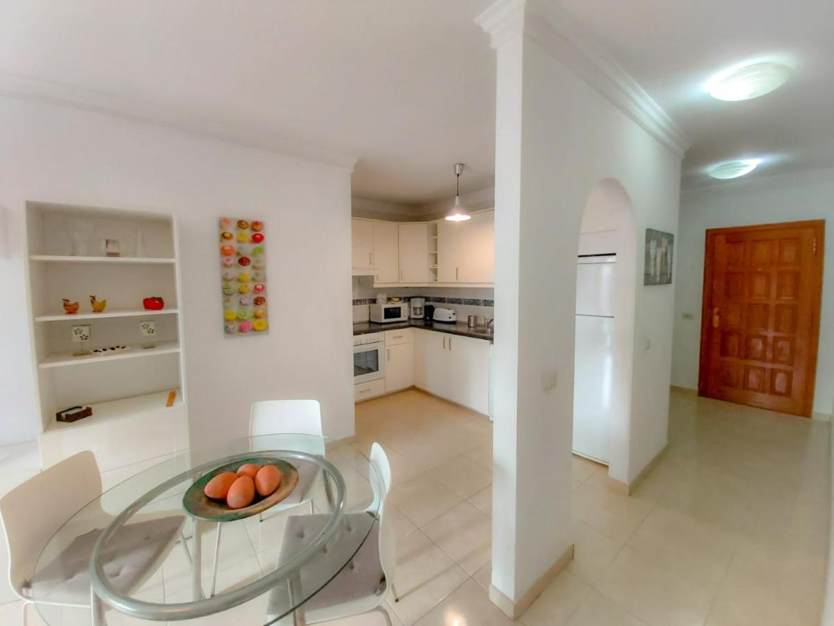 Apartment In Las Galletas Bagian luar foto